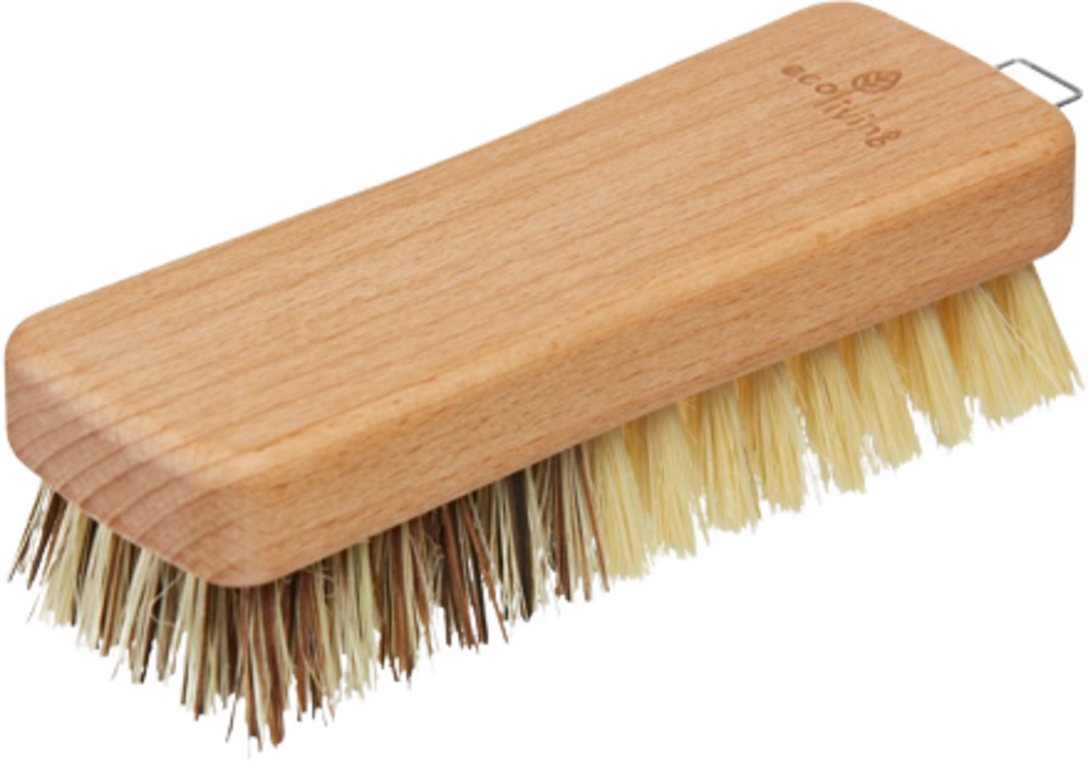 ecoLiving FSC beechwood vegetable brush